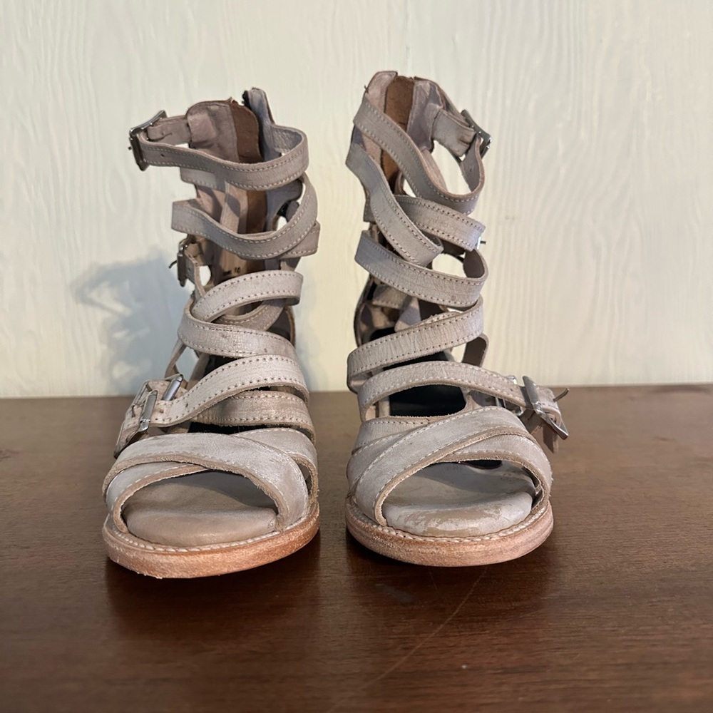 Freebird Cozumel White Multi Sandals